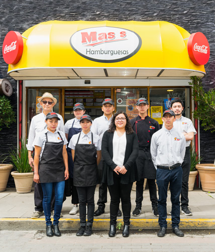 Nuestro equipo de colaboradores